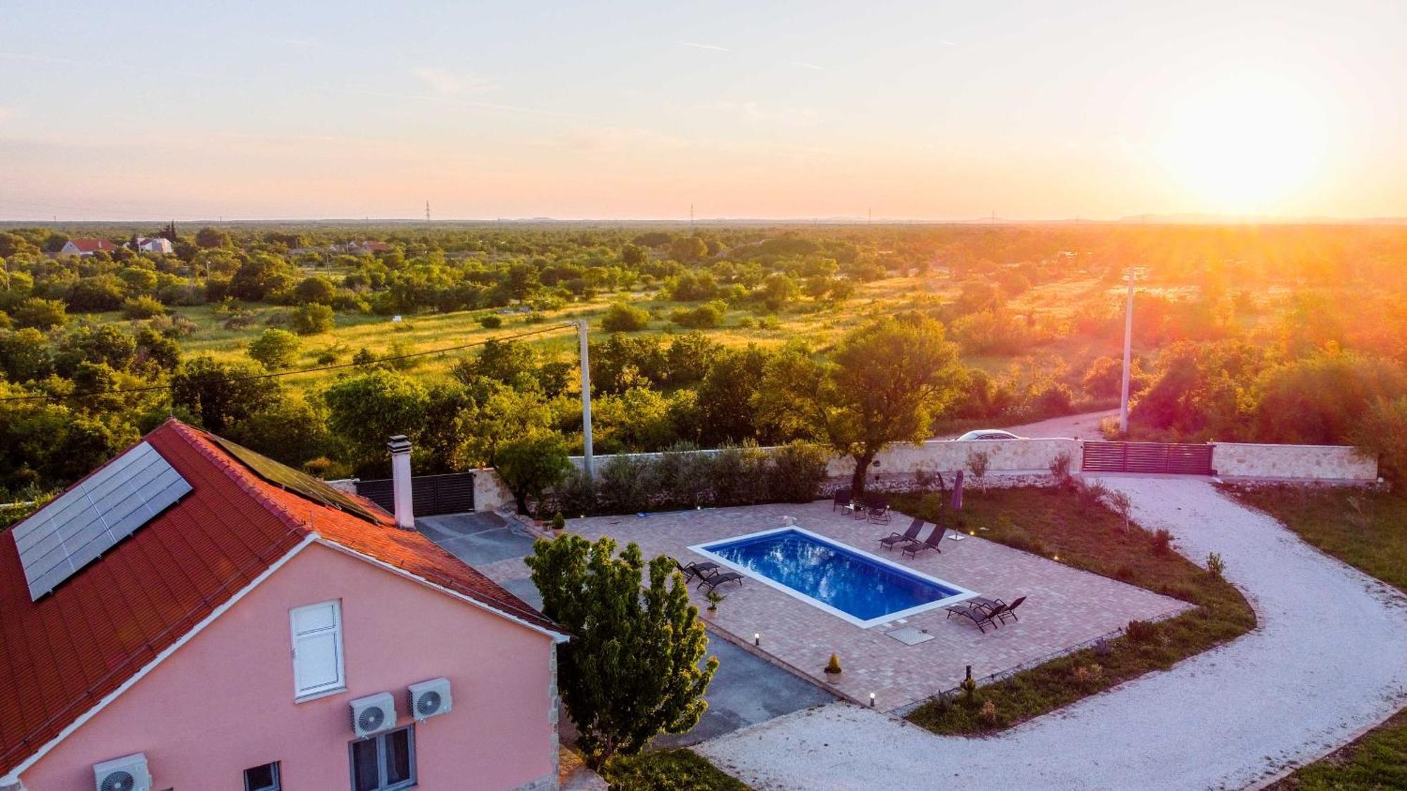 Iris Holiday Home Trbounje Экстерьер фото