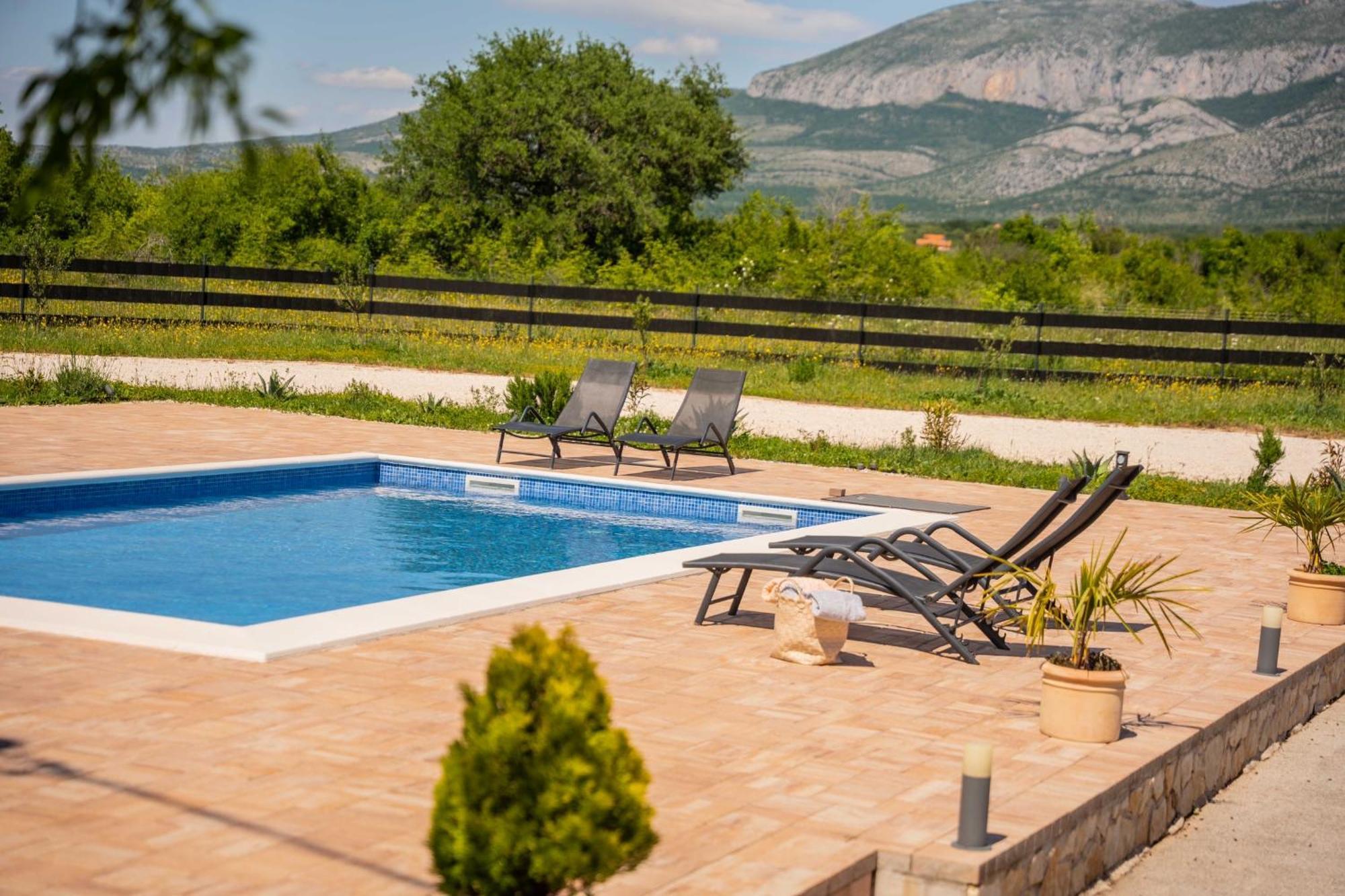 Iris Holiday Home Trbounje Экстерьер фото