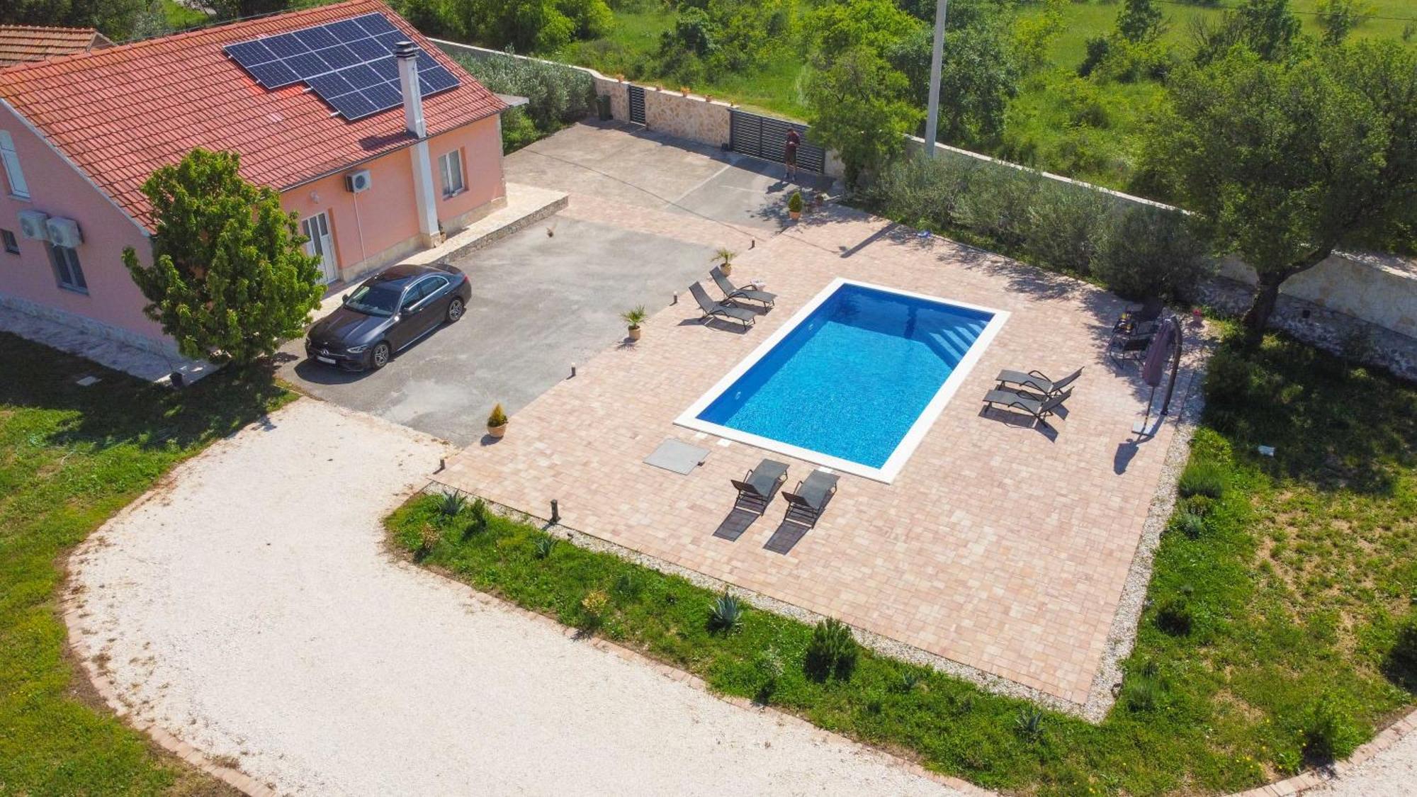 Iris Holiday Home Trbounje Экстерьер фото